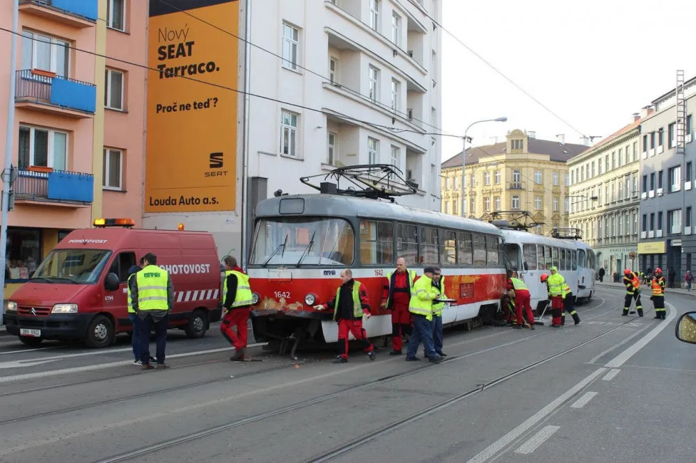 Nehoda v únoru 2020, Křížová ulice