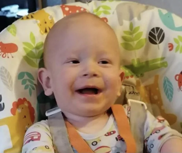 Davídek se narodil dřív a o život mu šlo i podruhé. Malý bojovník oslavil první narozeniny