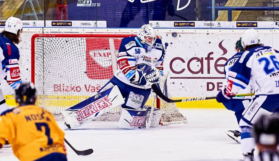 Kometa přišla o brankářskou jedničku, Vejmelka zkusí štěstí v Arizoně