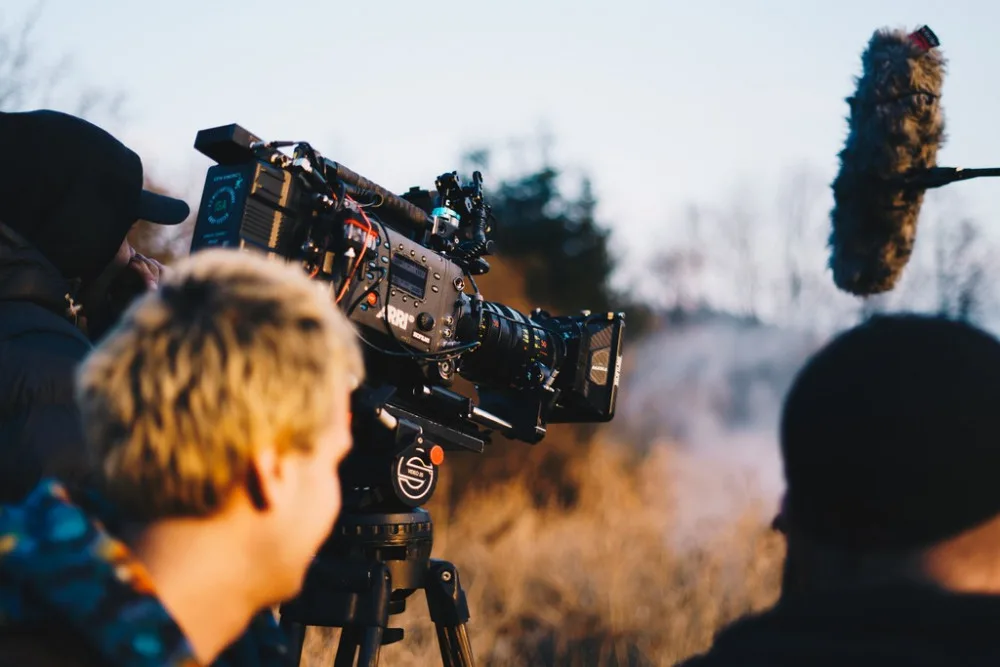 Mladí filmaři natáčí na jižní Moravě unikátní snímek s Judit Bárdos a Dušanem Vitázkem