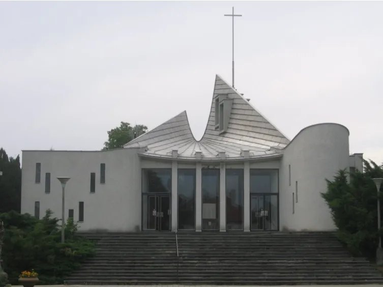 Unikátní kostel slaví padesát let, vznikl kvůli slibu z druhé světové války