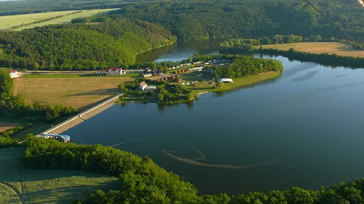 Vodní nádrž Výrovice.