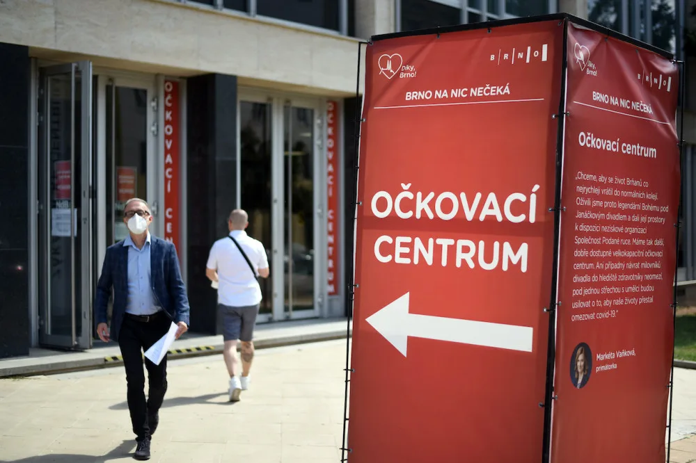 Dopoledne test, odpoledne vakcína – Bohéma mění provozní dobu