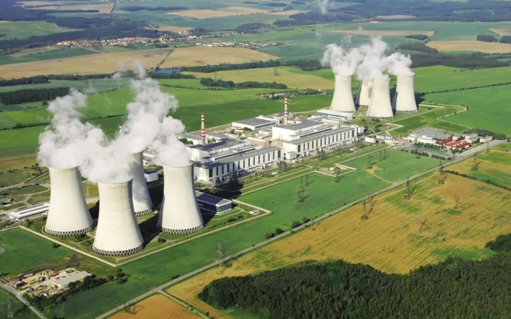 Jaderná elektrárna Dukovany.