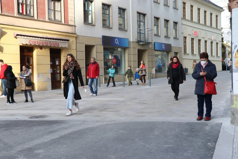 Ulice Česká.