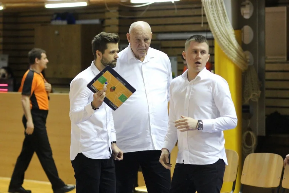Těší mě, že se vracíme na evropskou scénu, říká basketbalová legenda Bobrovský