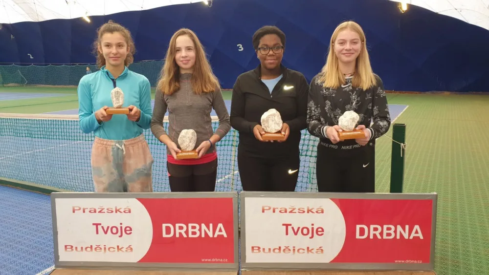 size4-16390462357388-241-mladi-teniste-v-praze-bojuji-o-vylet-na-wimbledon-podivejte-se-na-vysledky-prvniho-turnaje