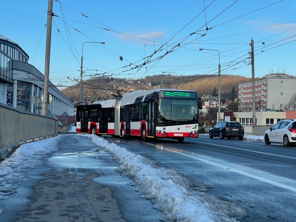 Nový trolejbus.