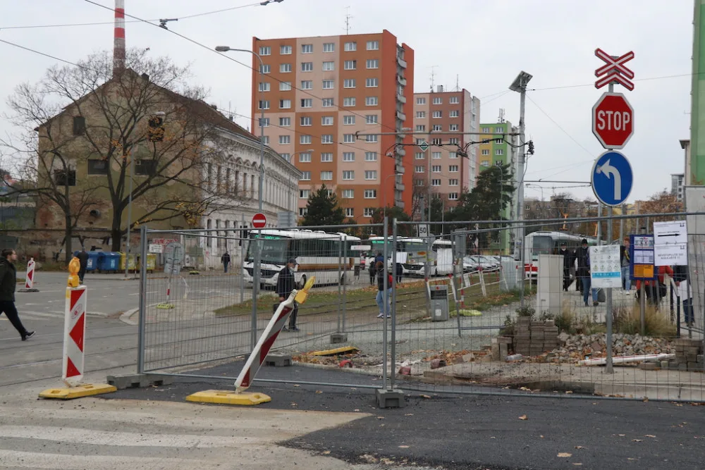 Mendlovo náměstí v Brně se od 18. prosince částečně zprůjezdní