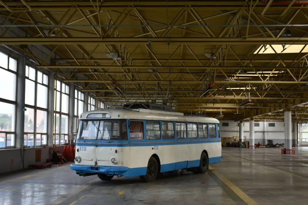 Trolejbus 9Tr.
