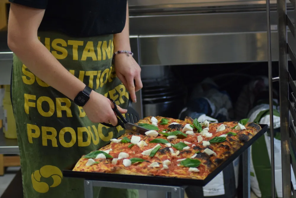 Focaccia nebo tradiční dezerty z Piemontu. Brno rozmazluje pekařský mistr z Turína