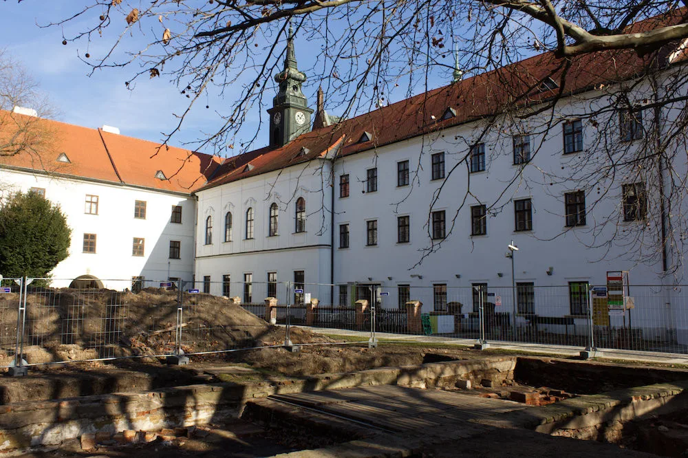 V obnoveném Mendlově skleníku nebude chybět ani slavný hrách
