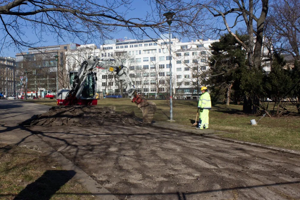 V Brně začala proměna parku na Moravském náměstí
