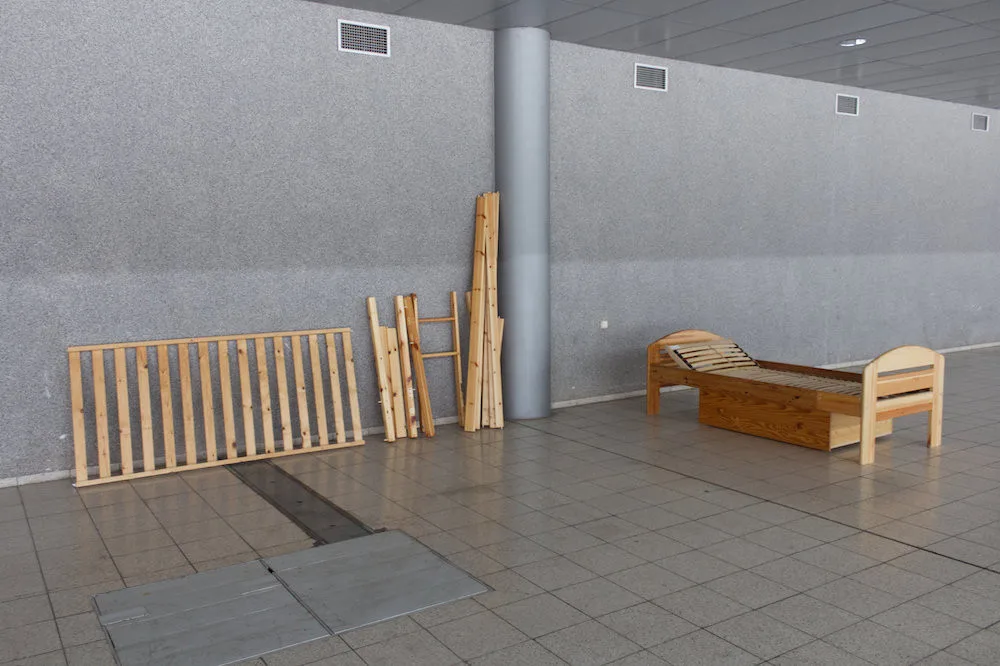 Brno sbírá nábytek pro Ukrajince. Přineste postele, spacáky a kuchyňské linky, vyzývá město