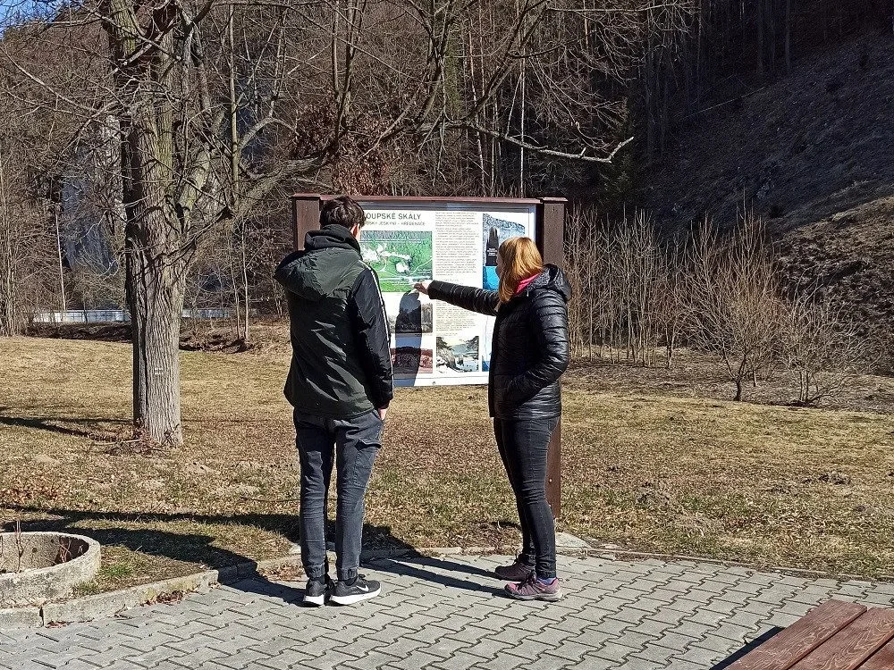 U jeskyní v Moravském krasu čeká turisty obnovená naučná stezka