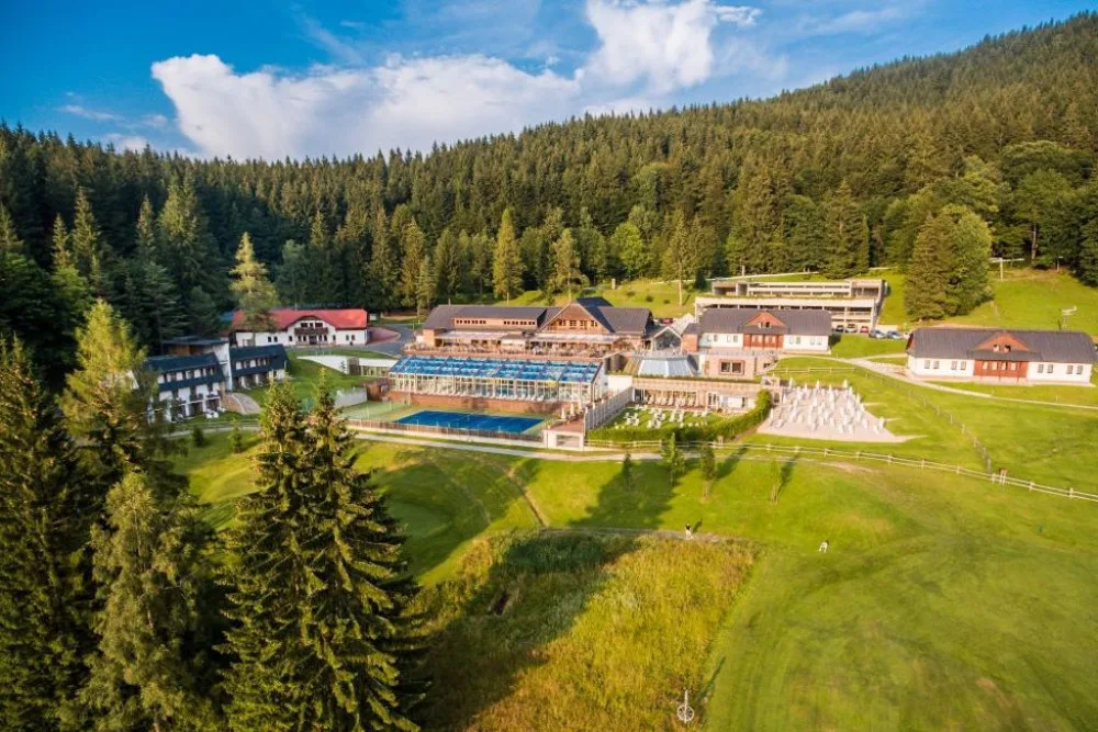 Vyrazte na víkend nabitý cvičením i relaxací do Wellness hotelu Horal