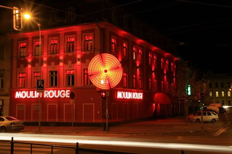 Legendární brněnský noční klub Moulin Rouge