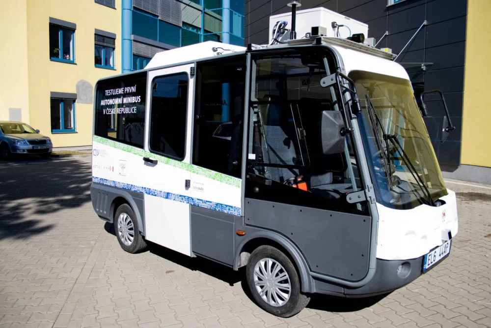 Brněnské ulice bude brázdit samořiditelný minibus. Na palubu vezme každého a zadarmo