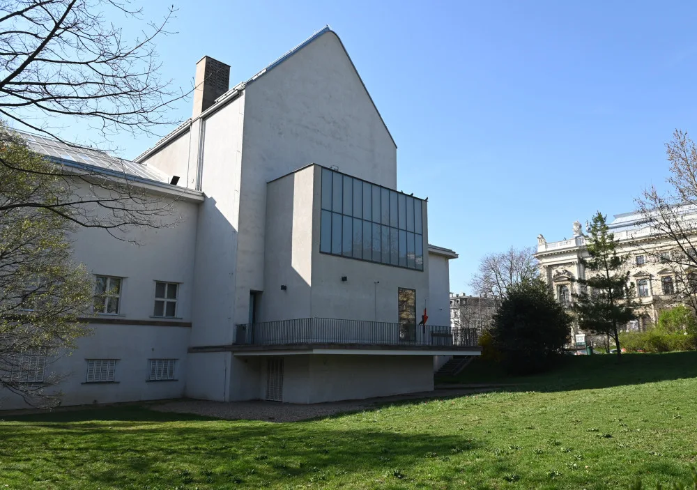 Brněnský Dům umění podstoupí modernizace. Funkcionalistická stavba dostane ochoz