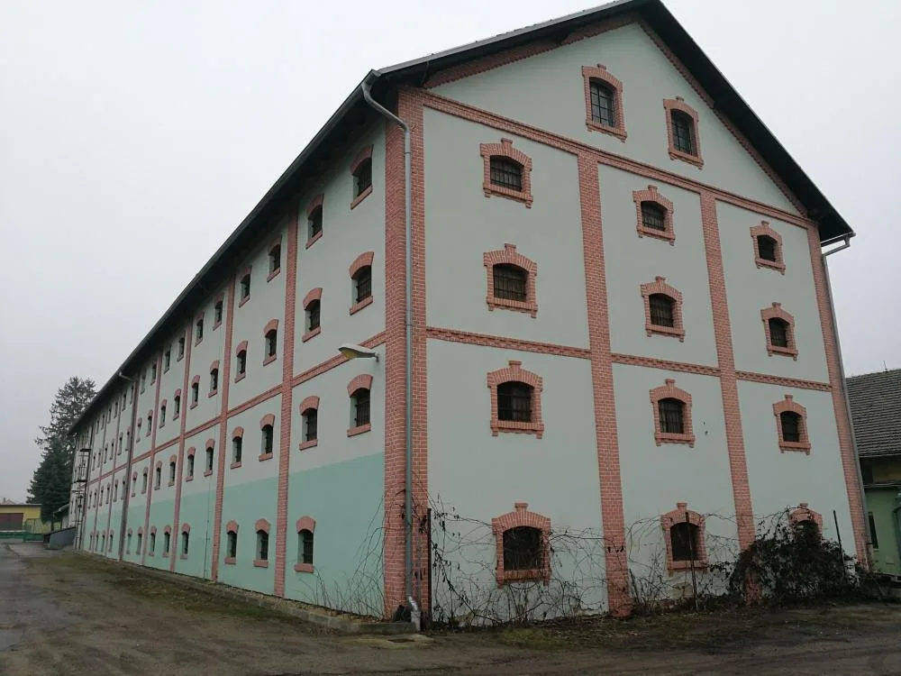 Nové náměstí i park. Šlapanice chystají proměnu chátrajícího areálu bývalého cukrovaru