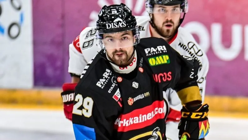 Radek Koblížek v dresu Oulu