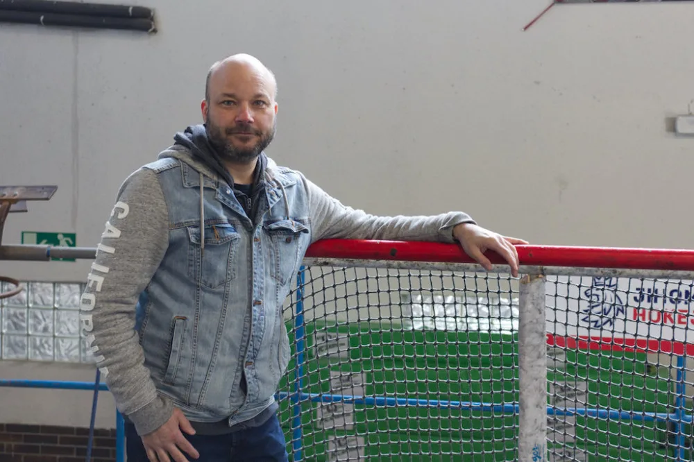 Když Kometa dostávala na frak od „vesničanů. Od hokejového zázraku z Rosic uplynulo dvacet let