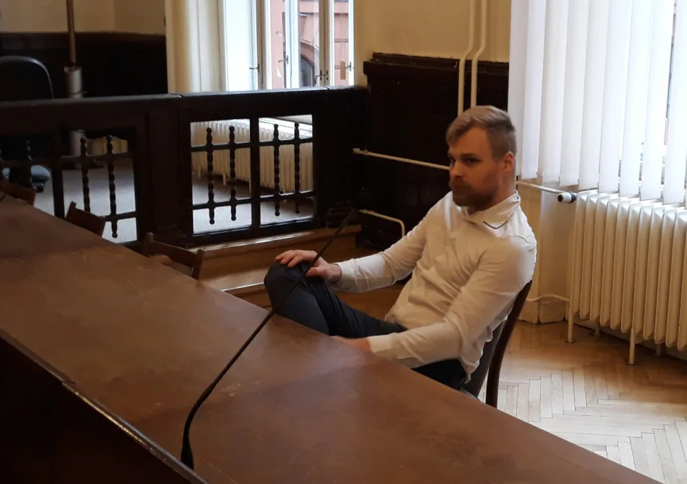Obžalovaný Jakub Hodaň v jednací síni Krajského soudu v Brně