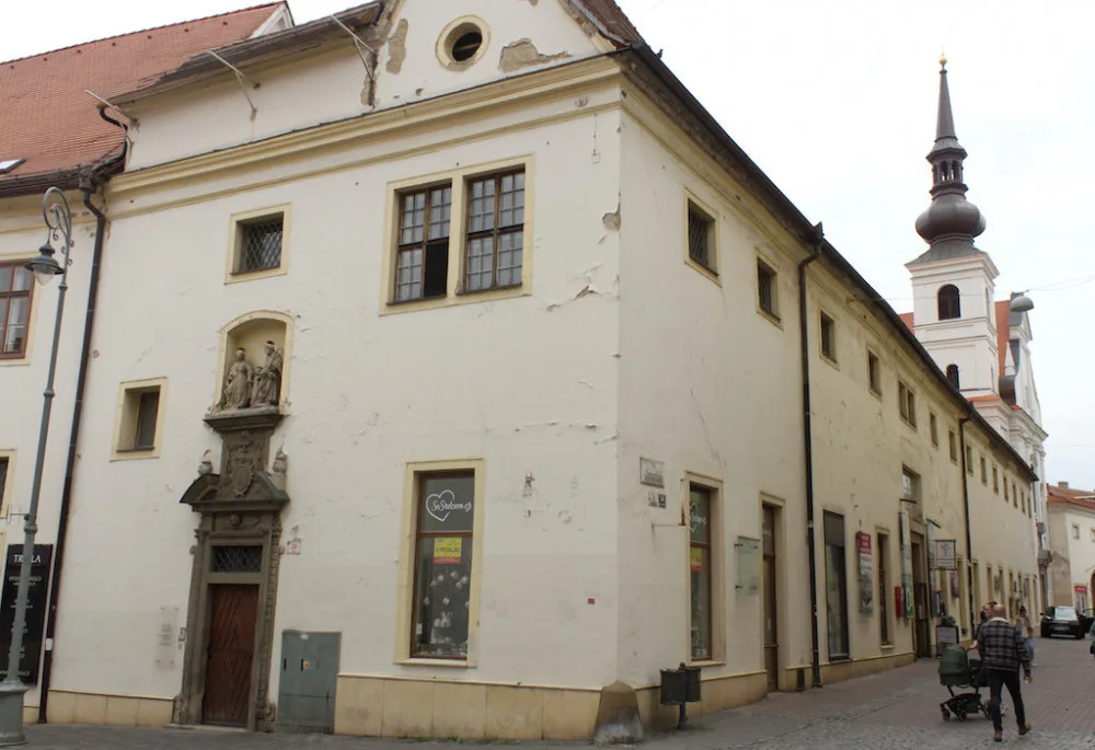 Klášter voršilek v centru Brna poslouží nemocným rodinám z Ukrajiny