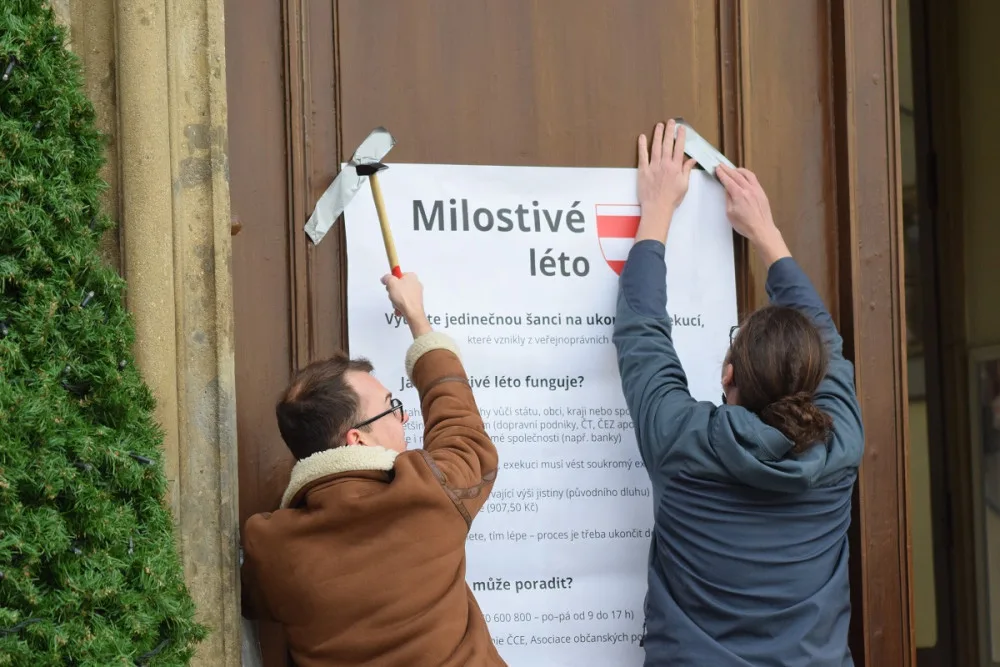 Dobrá zpráva pro dlužníky. Milostivé léto se na podzim zopakuje