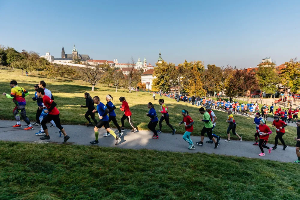 Registrace běžců Sokolského běhu republiky 2022 budiž spuštěny. Tak Nazdar na startu 28. října!
