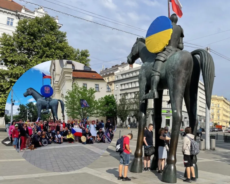 Aktivisté v Brně dělají medvědí službu Putinovi, zlobí se moravské hnutí