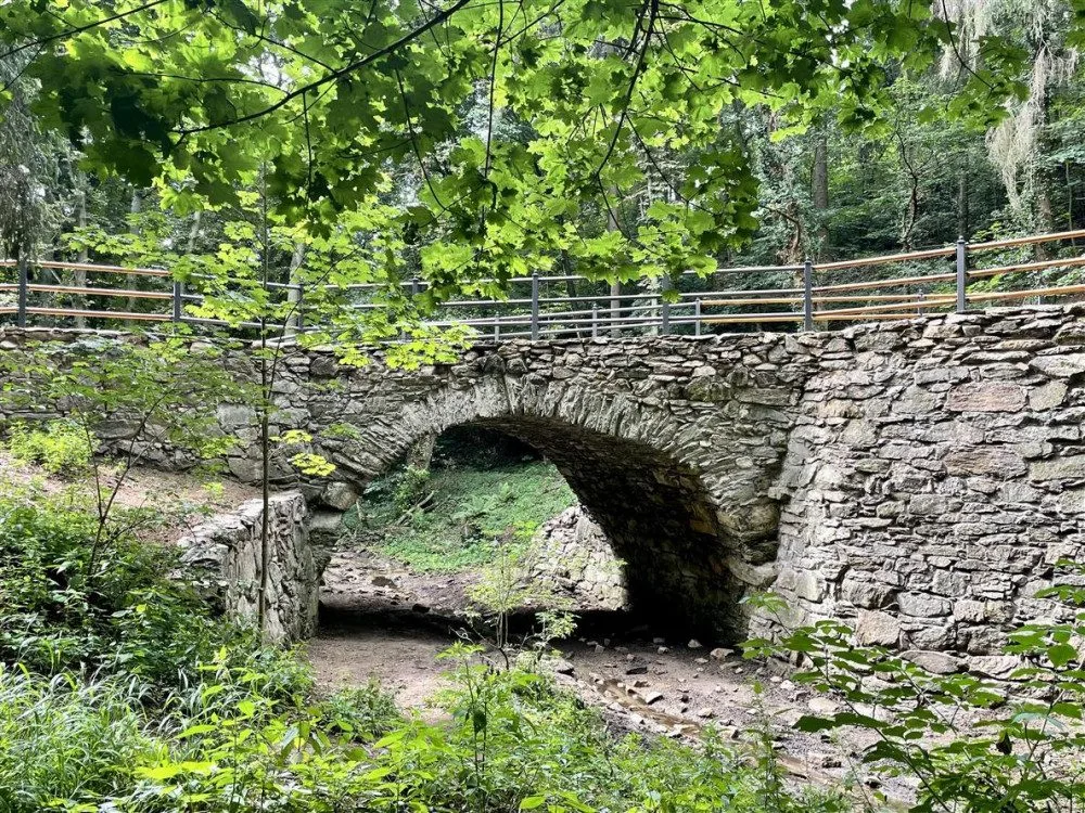 Opravený most