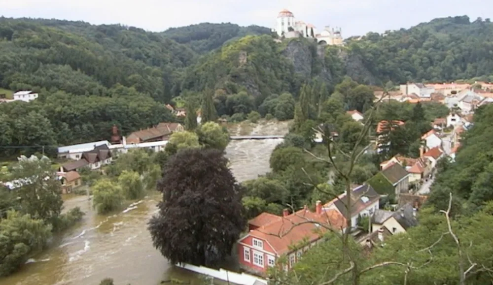 Znojmo se bojí stoleté vody. Staví novou hráz