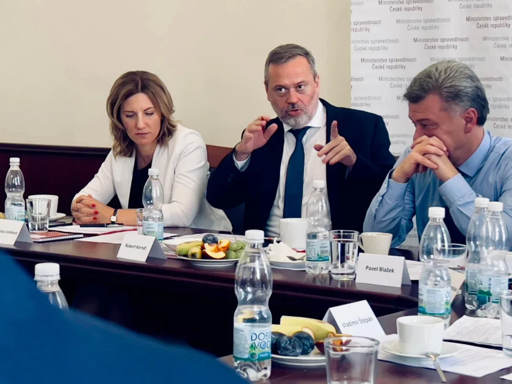 Zleva: Primátorka Brna Markéta Vaňková, radní Brna Robert Kerndl a Pavel Blažek
