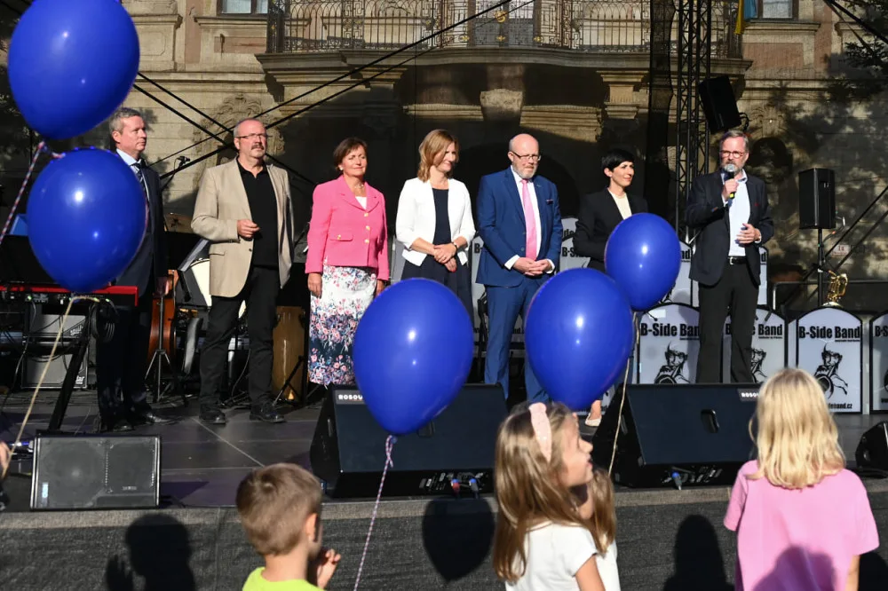 Primátorka Vaňková zahájila ostrou fázi kampaně. Do Brna ji přijel podpořit i premiér Fiala