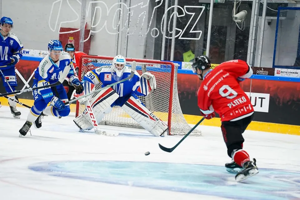 Studenti z Brna obléknou hokejovou výstroj a zahrají si na zaplněném stadionu Komety
