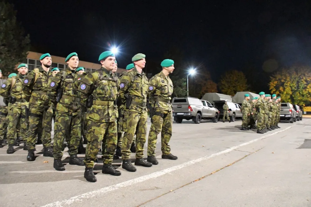 Na hranici se Slovenskem zamířili kvůli nájezdům migrantů vojáci
