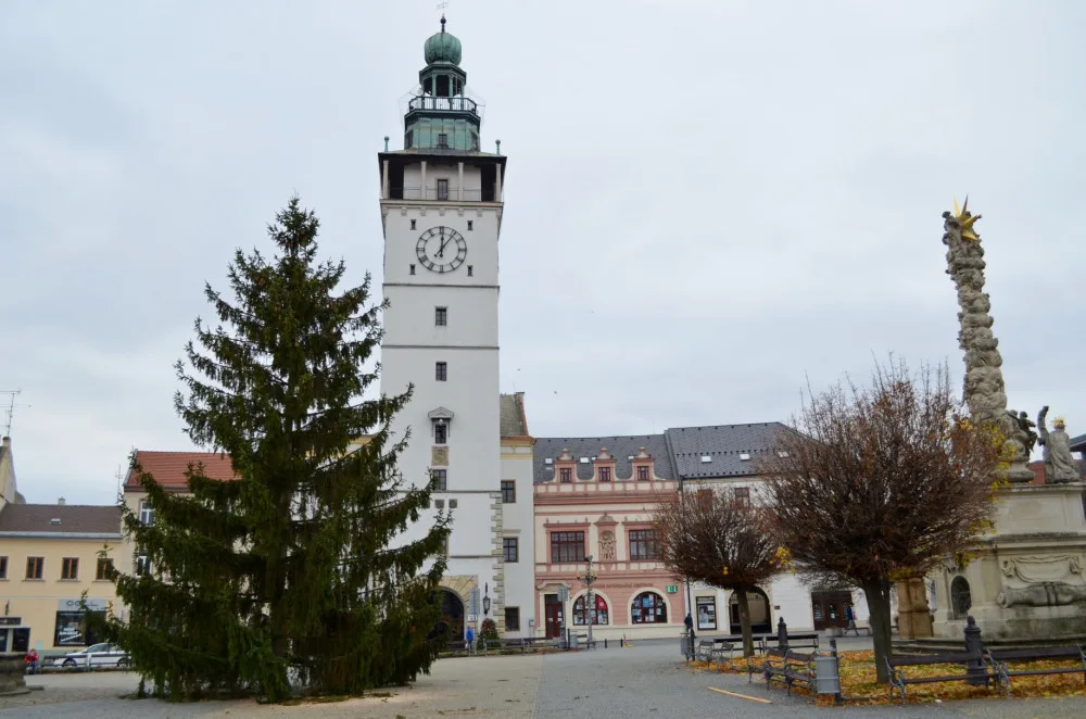Vyškov vyhlíží Vánoce. Postaví větší betlém, nazdobí smrk a instaluje novou kasičku