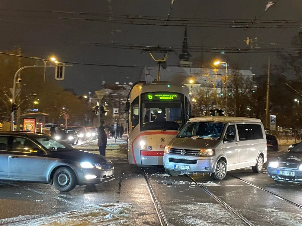 Pozor na ledovku, varují policisté. Na jižní Moravě hlásí desítky nehod