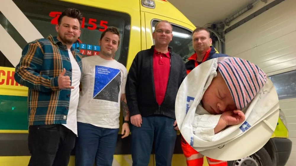 Narození Josefínky pomáhali kromě operátorky také Roman Soušek, Jan Zdráhal, Jan Přikryl a Pavel Pleva