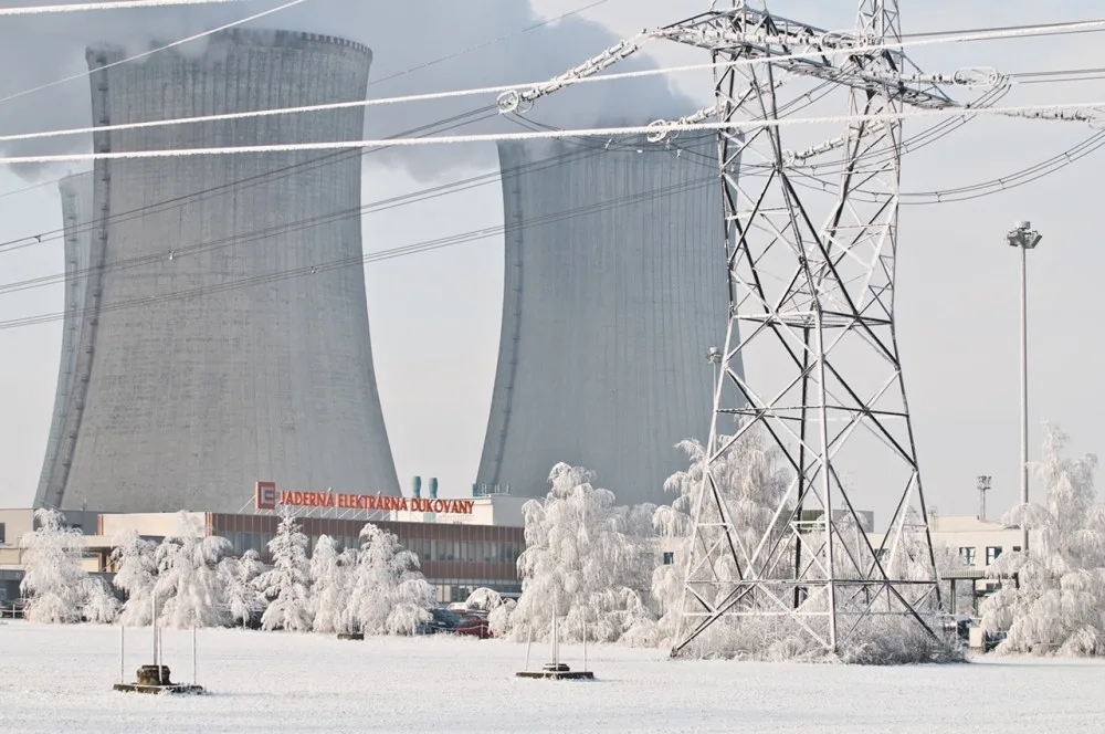 V Dukovanech odstavili energetici výrobní blok. V reaktoru mění palivo