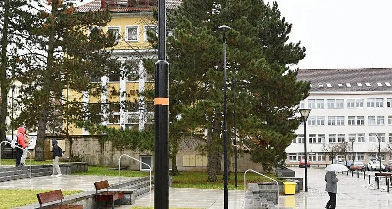 Blansko zhasne na noc každou třetí lampu. Ušetříme miliony korun, hlásí město