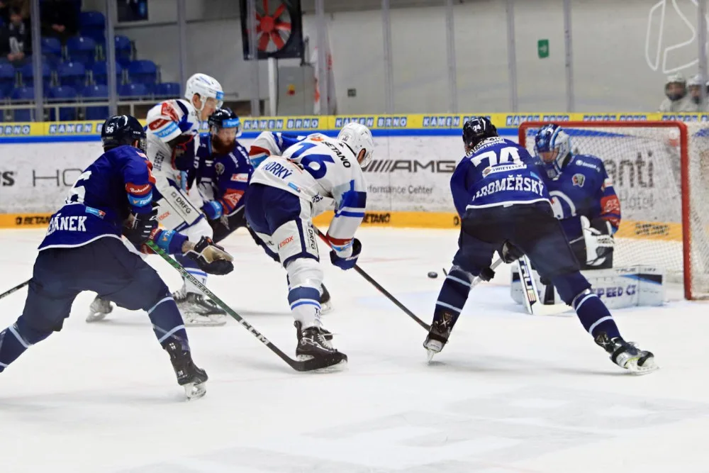 Kometa vynulovala Plzeň a počtvrté v řadě vyhrála na domácím hřišti