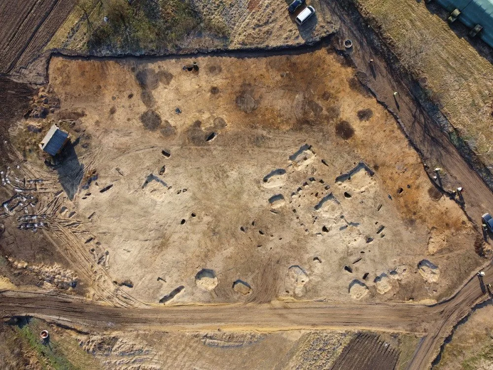 Archeologové ukončili výzkum na novém úseku dálnice D55