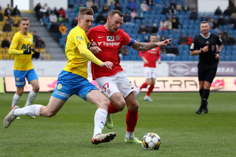 Brno zachránilo remízu v Teplicích. V nastavení se trefil z penalty Řezníček