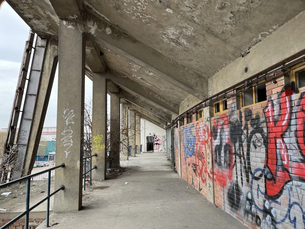 V Brně zakázali radním vstup na lužánecký stadion. Developerům ho nedáme, burcuje fotbalista Švancara