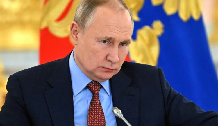 Pavel, Fiala a Lipavský oceňují mezinárodní zatykač na Putina