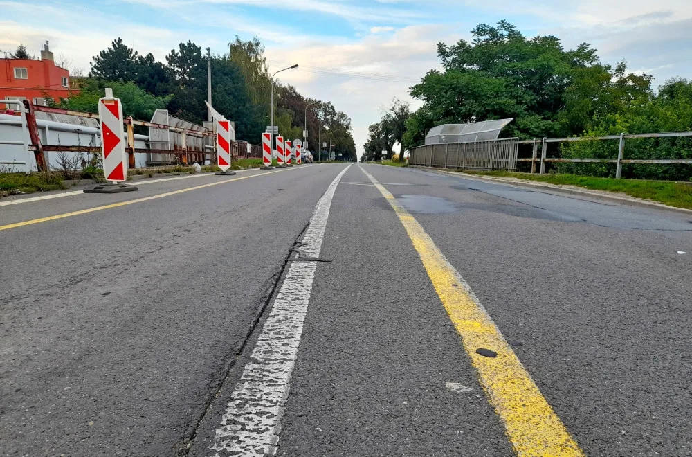 Řidiče z Vyškova čeká dopravní peklo. Silničáři opraví stoletý most a zkompilují jim cestu do Brna
