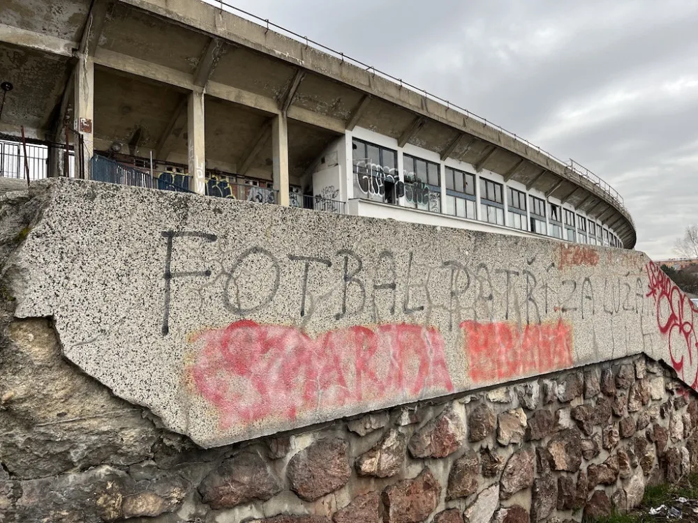 Budoucnost stadionu za Lužánkami? Tréninkové centrum, demolice i politická hra, myslí si v Brně