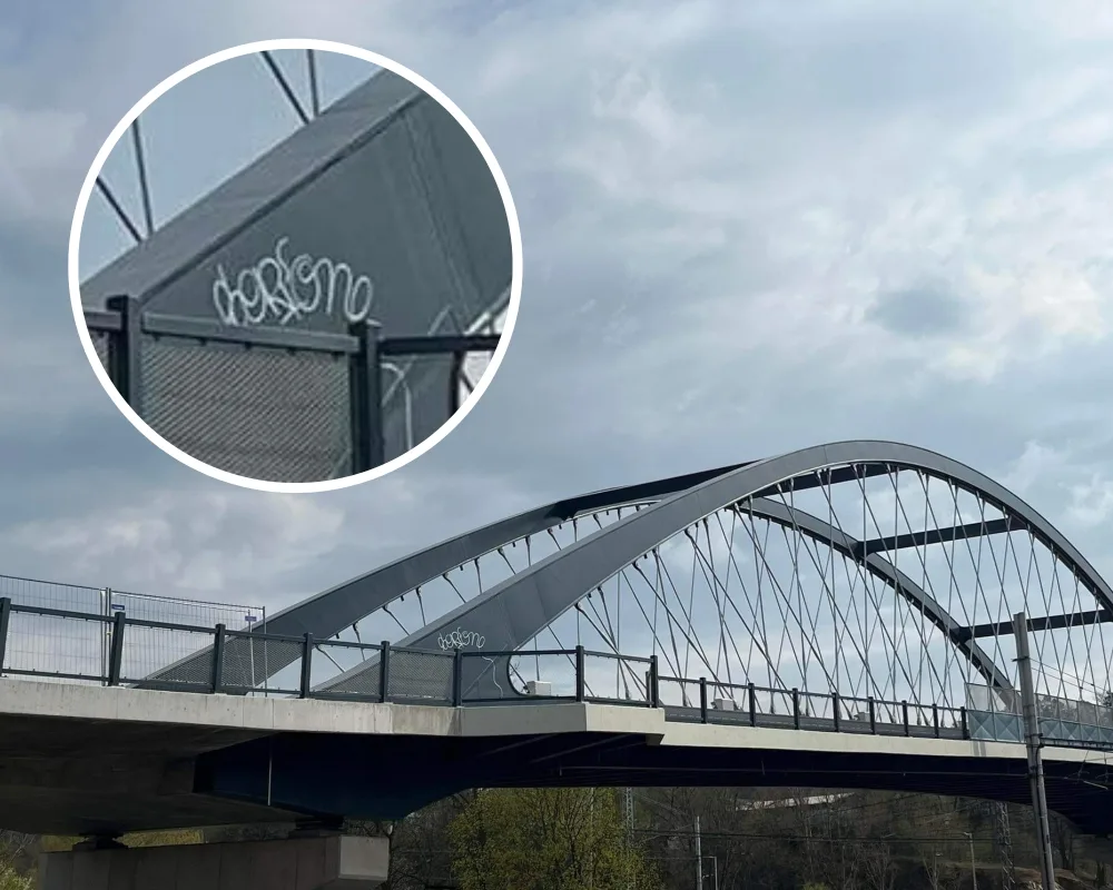 Nový most jsme ani neotevřeli a už je počmáraný, zlobí se v Blansku